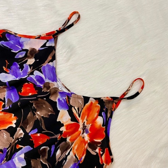 NWT Front Tie Tank Top Floral Sleeveless Blouse - Picture 7 of 12